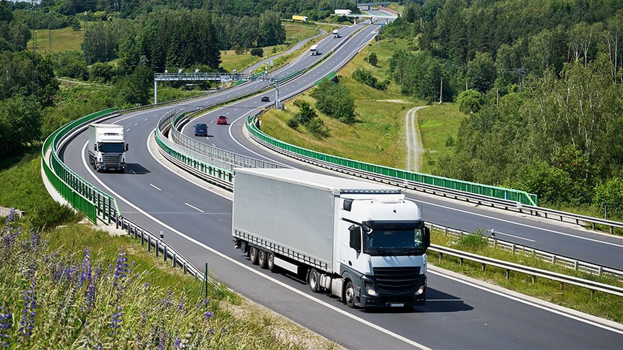 découvrez l'importance du transport routier dans la logistique moderne. optimisez vos chargements et bénéficiez d'un service efficace pour vos livraisons nationales et internationales.