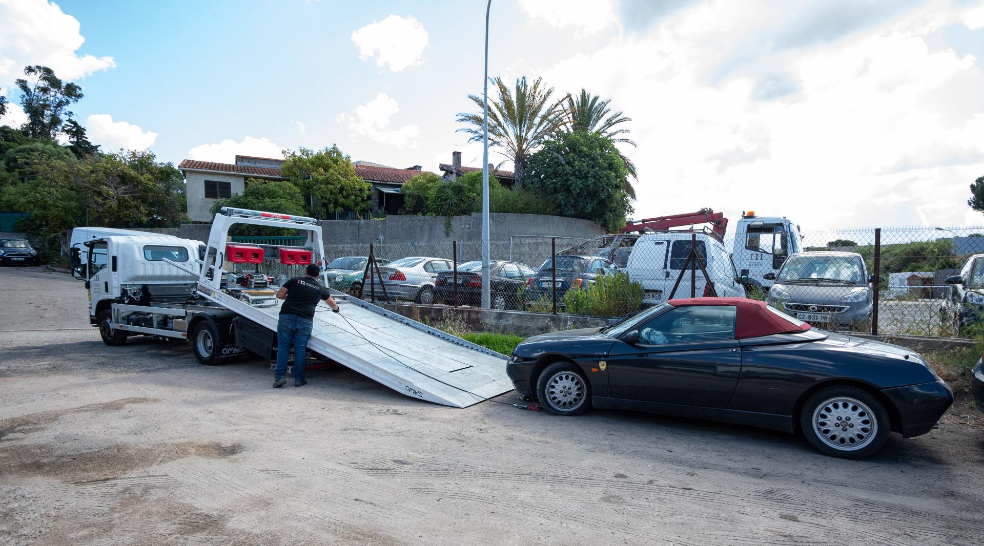 découvrez notre service de transport de voiture sécurisé, alliant fiabilité et protection pour votre véhicule. profitez d'un transport professionnel, assuré et soigneusement planifié pour garantir l'intégrité de votre voiture tout au long du trajet.