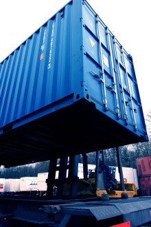 découvrez nos services de déménagements container, une solution pratique et économique pour transporter vos biens en toute sécurité. profitez d'un accompagnement personnalisé et d'une logistique adaptée à vos besoins.