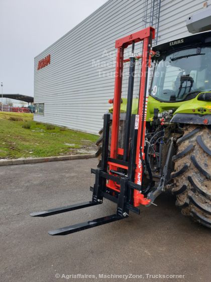 découvrez notre palette élévateur, l'outil essentiel pour optimiser vos mouvements de charge en toute sécurité et efficacité. idéale pour les entrepôts et les chantiers, elle facilite le levage et le transport de marchandises lourdes.