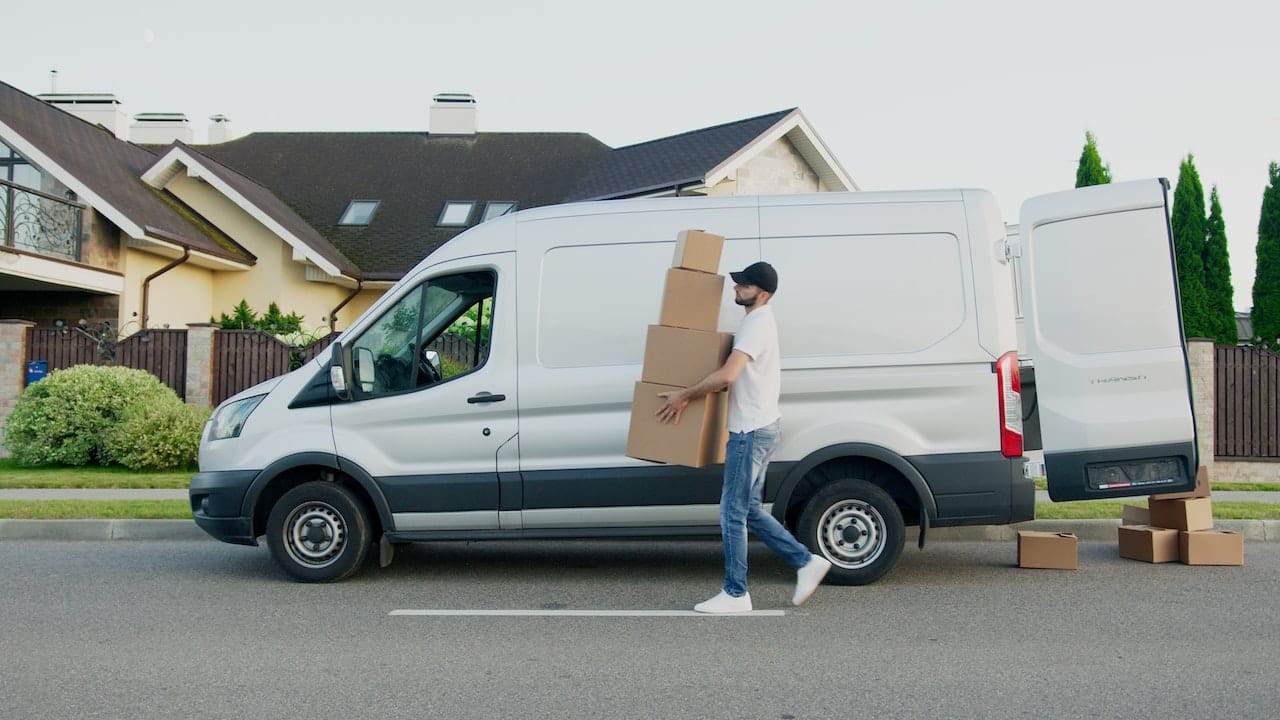 découvrez comment choisir le camion idéal pour votre déménagement. obtenez des conseils pratiques et des recommandations pour faciliter votre déménagement en toute sérénité.