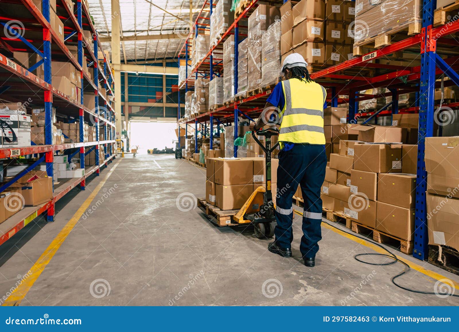 optimisez votre déménagement avec notre service de logistique spécialisée en palettes. assurez un transport sécurisé et efficace de vos biens grâce à nos solutions adaptées. simplifiez votre déménagement et gagnez du temps avec notre expertise en logistique de palettes.