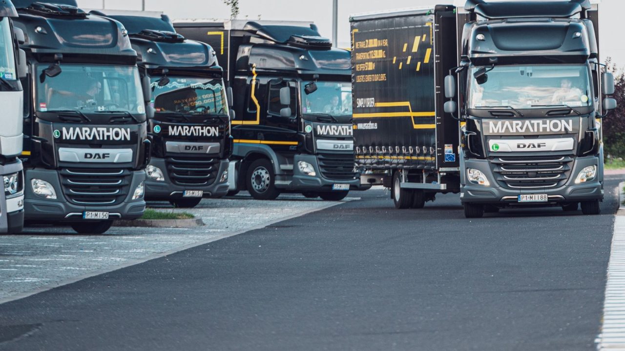 découvrez les solutions de transport routier en belgique pour un acheminement rapide et sûr de vos marchandises. profitez d'un réseau logistique performant et d'un service fiable adapté à vos besoins.