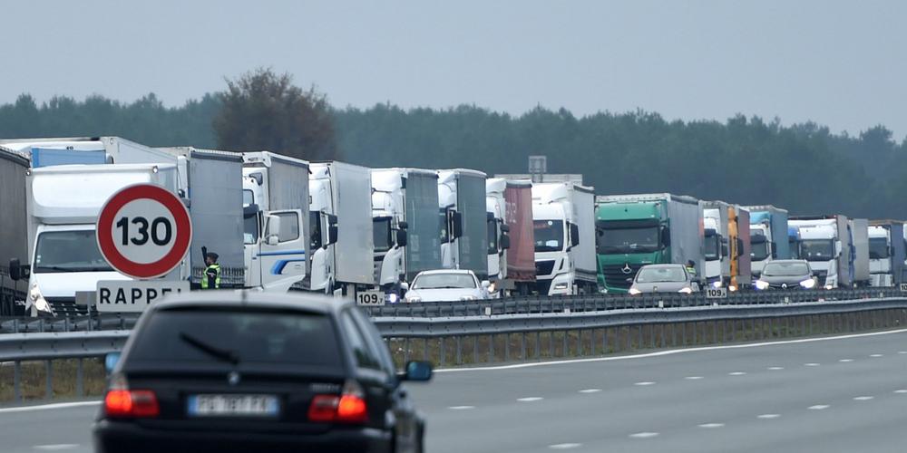 découvrez les meilleurs transporteurs routiers en france pour vos besoins logistiques. bénéficiez de services fiables, rapides et adaptés à toutes vos exigences de transport. que ce soit pour des livraisons nationales ou internationales, nos partenaires vous garantissent efficacité et sécurité.