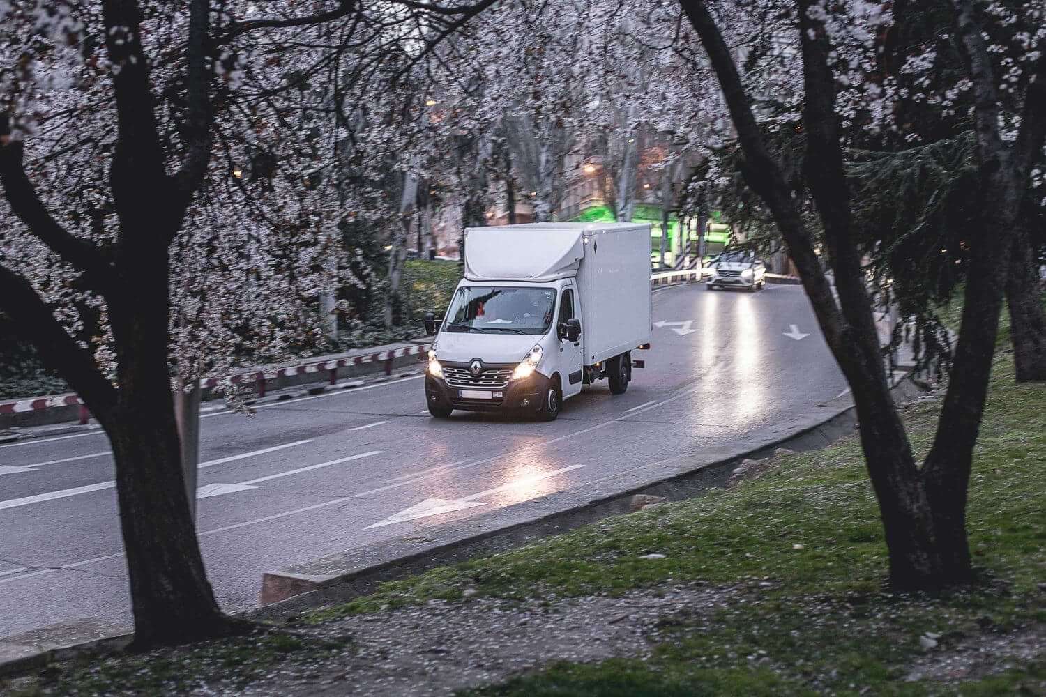 découvrez nos astuces incontournables pour réussir votre déménagement avec un camion. apprenez à organiser votre chargement, choisir le bon véhicule et éviter les pièges courants pour un déménagement serein.