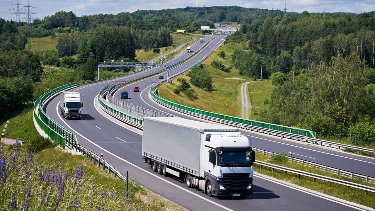 découvrez notre bourse de transport routier, une plateforme idéale pour mettre en relation transporteurs et expéditeurs. trouvez facilement des offres de fret, optimisez vos trajets et réduisez vos coûts de transport grâce à un réseau dynamique et fiable.