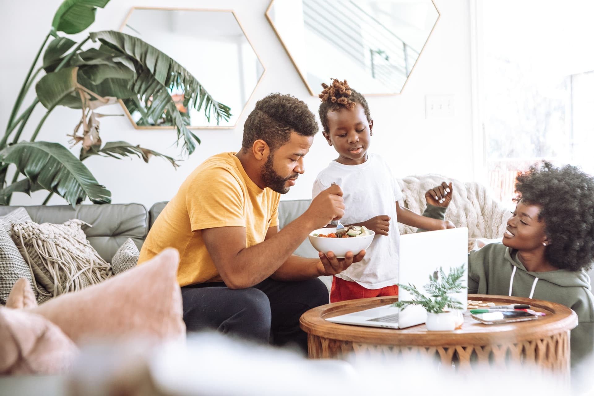 découvrez nos conseils pratiques pour réussir votre déménagement en toute sérénité. de l'organisation à l'emballage, optimisez chaque étape pour un déménagement sans stress.