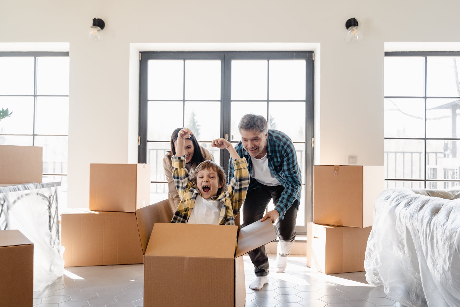 découvrez nos conseils pratiques pour un déménagement réussi de vos meubles. apprenez à préparer, transporter et réinstaller vos biens en toute sécurité afin d'éviter les blessures et les dommages.