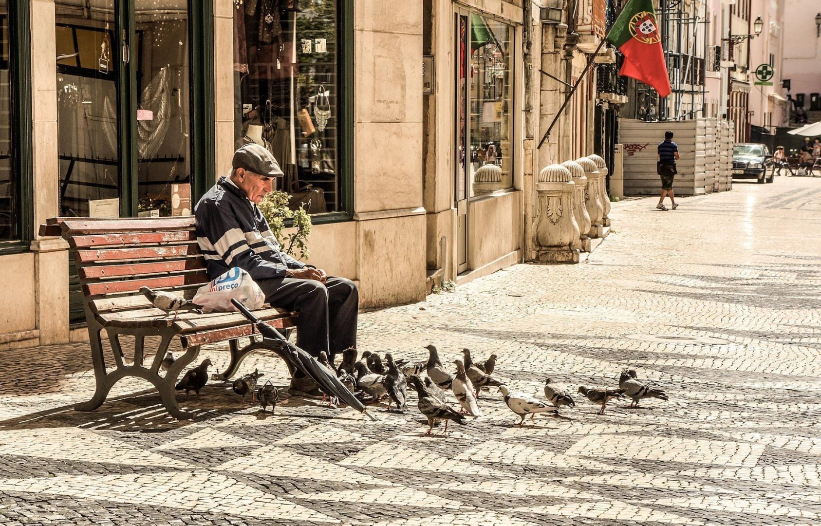 découvrez nos solutions de déménagement économique pour faciliter votre transition de la france au portugal. profitez de tarifs compétitifs et d'un service de qualité pour un déménagement sans stress.