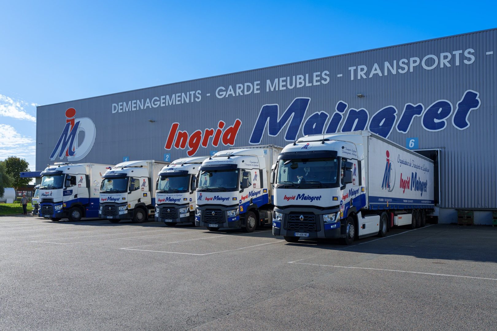 découvrez nos services de déménagement et de transport routier fiables et efficaces. que ce soit pour un déménagement local ou national, nous vous accompagnons à chaque étape pour un transport sécurisé de vos biens. obtenez un devis personnalisé dès aujourd'hui !