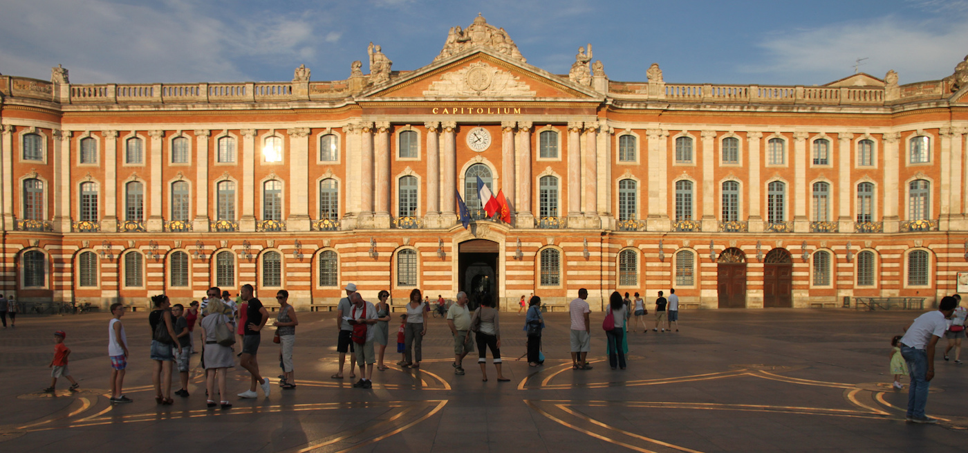 découvrez nos services de déménagement de toulouse à paris, adaptés à vos besoins et à votre budget. bénéficiez d'une équipe professionnelle et d'un accompagnement personnalisé pour un déménagement serein et efficace.