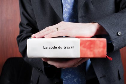 découvrez les salaires des employés dans le secteur du transport en france. explorez les tendances salariales, les facteurs influençant les revenus et ce que cela signifie pour les entreprises du secteur. informez-vous sur les opportunités et les défis liés aux rémunérations dans le transport.