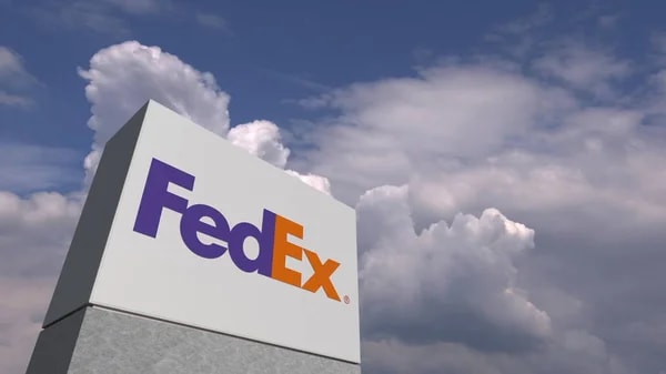 envoyez vos colis facilement et rapidement avec fedex. découvrez nos options d'expédition fiables, le suivi en temps réel et des tarifs compétitifs pour tous vos envois nationaux et internationaux.