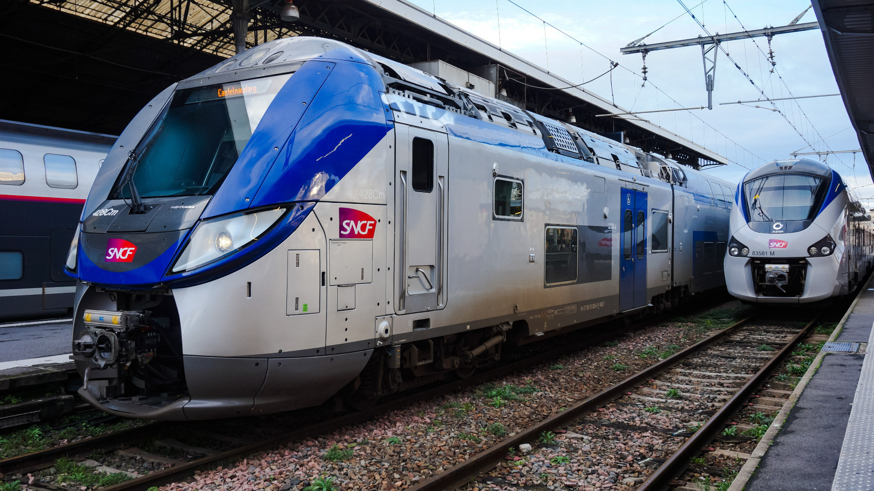 découvrez comment envoyer vos colis rapidement et facilement avec la sncf. profitez de nos services d'expédition adaptés à vos besoins pour un transport sécurisé.