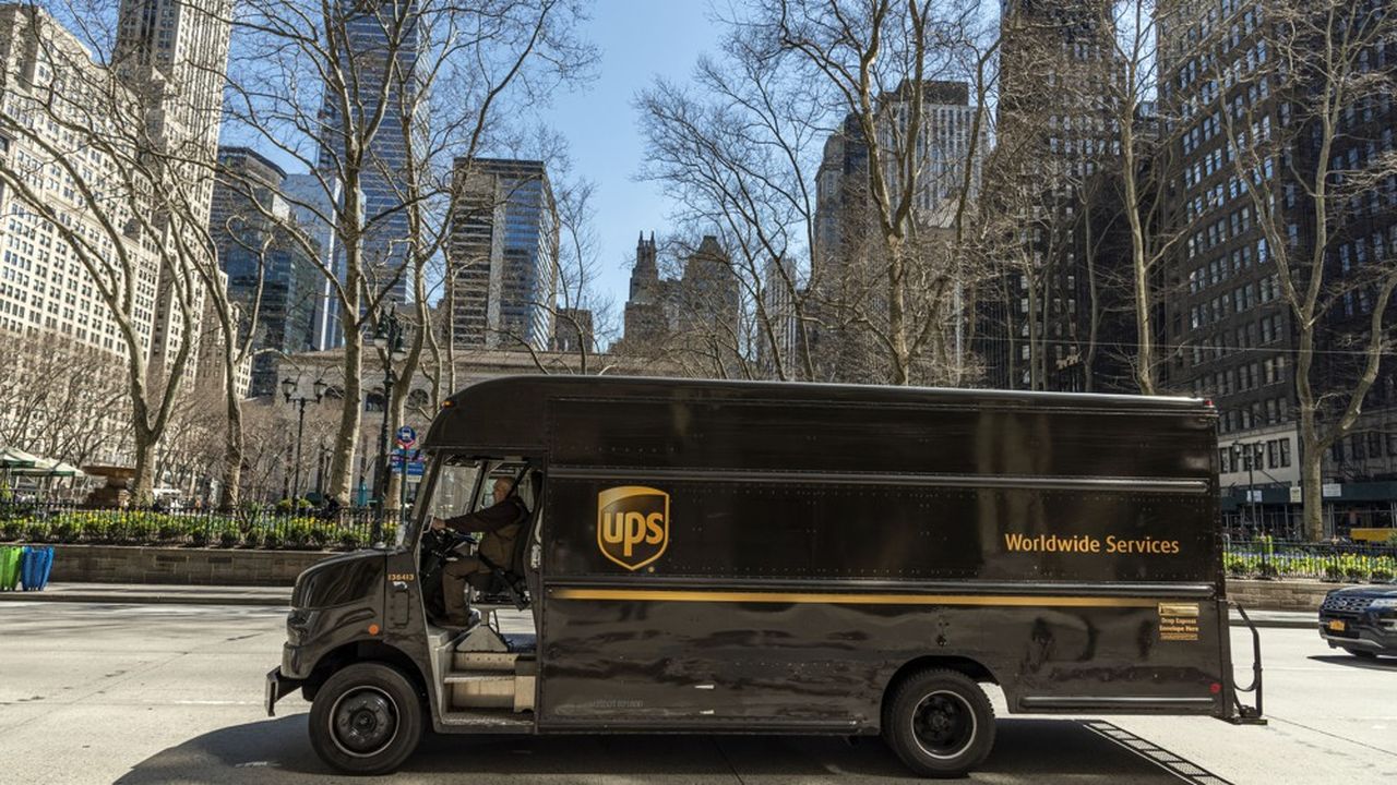 découvrez nos services de livraison ups, rapides et fiables. profitez d'une expédition de colis sécurisée, suivie en temps réel, pour un envoi sans tracas. que ce soit pour le national ou l'international, faites confiance à ups pour vos besoins de livraison.