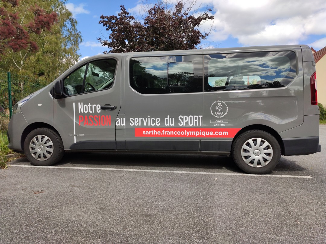 découvrez nos services de location de licences de transport adaptées à vos besoins professionnels. simplifiez la gestion de votre activité grâce à des solutions flexibles et conformes aux réglementations en vigueur.