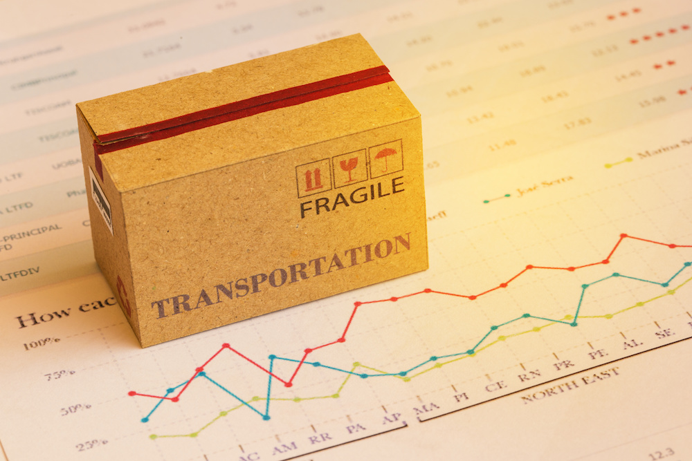 découvrez tout ce qu'il faut savoir sur le poids volumétrique des colis, un élément clé pour optimiser vos frais de transport. apprenez à calculer ce poids et son impact sur vos envois pour garantir des livraisons efficaces et économiques.