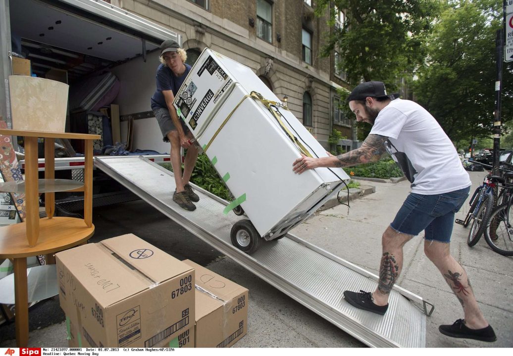 📦 Quand et comment rebrancher votre frigo après l