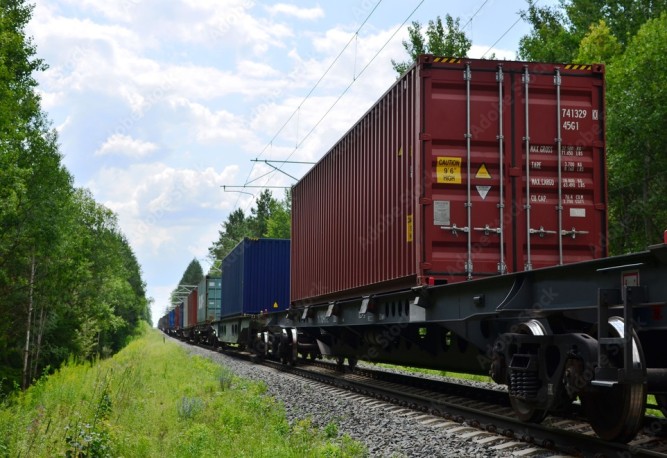 découvrez le rôle essentiel du fret dans la chaîne logistique moderne. apprenez comment il influence le transport des marchandises, optimise la distribution et contribue à l'efficacité économique des entreprises.