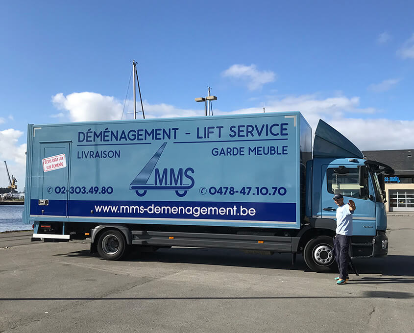 découvrez nos services de transport de meubles, idéaux pour un déménagement réussi ou un réaménagement en toute simplicité. nous vous garantissons un service rapide, sécurisé et adapté à vos besoins pour transporter vos meubles avec soin.