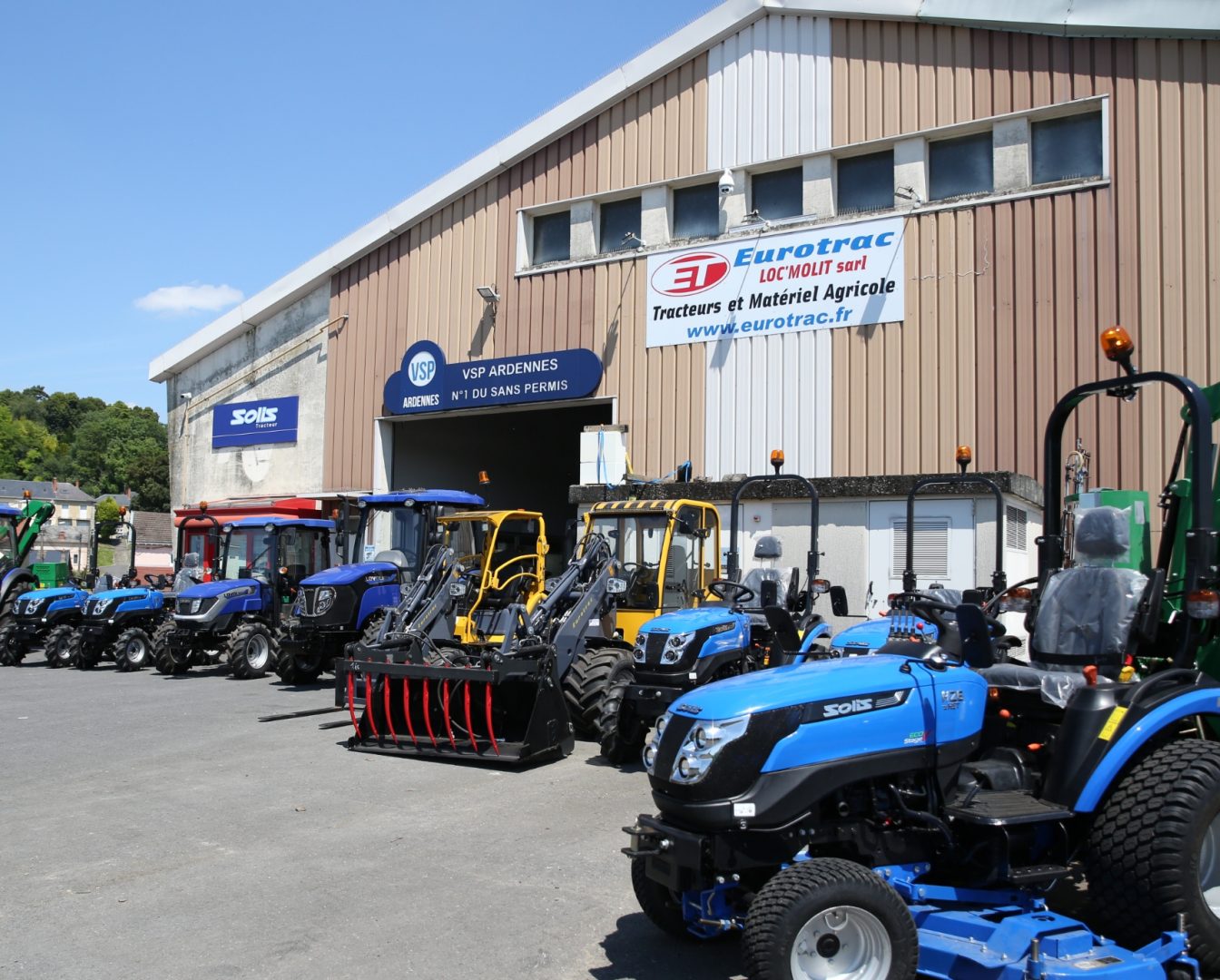 découvrez nos services de transport sécurisés pour tracteurs, garantissant une livraison rapide et efficace de vos machines agricoles. profitez d'une expertise reconnue dans le domaine du transport d'équipements lourds.