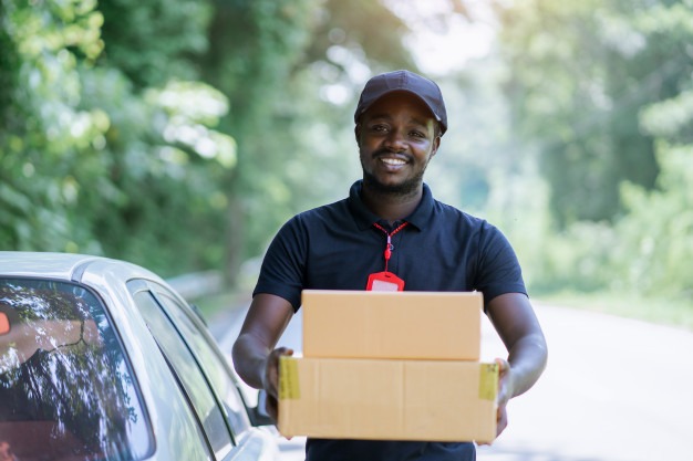 découvrez notre service de transporteur colis rapide et fiable, idéal pour l'envoi de vos marchandises. profitez de tarifs compétitifs et d'une expertise logistique pour garantir la sécurité et la ponctualité de vos livraisons.