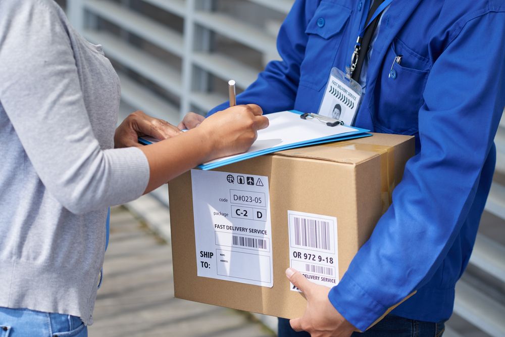 découvrez notre service de transport de colis rapide et fiable. que ce soit pour un envoi national ou international, notre équipe assure la livraison de vos paquets en toute sécurité et dans les meilleurs délais.