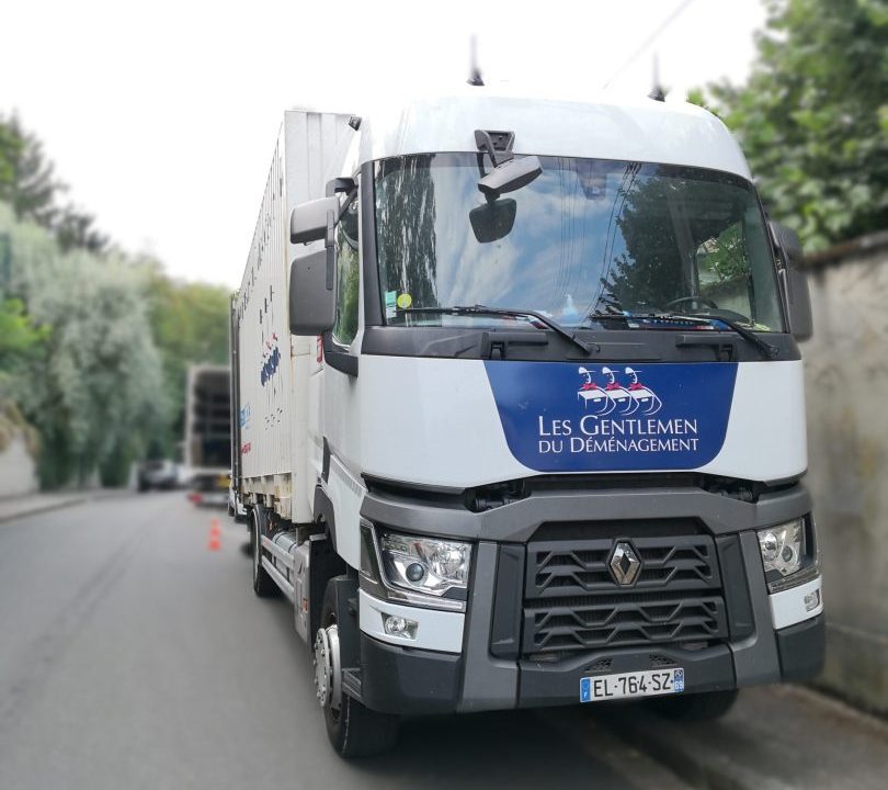 découvrez les tarifs compétitifs pour le prix de camion de déménagement. comparez les offres et trouvez la solution idéale pour un déménagement réussi tout en maîtrisant votre budget.