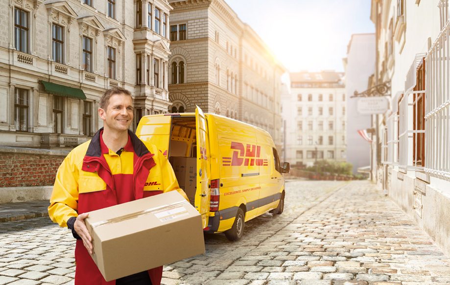 découvrez comment contacter le service client de dhl par téléphone. obtenez de l'aide rapidement pour vos expéditions et suivez vos colis en toute simplicité grâce à nos conseils pratiques.