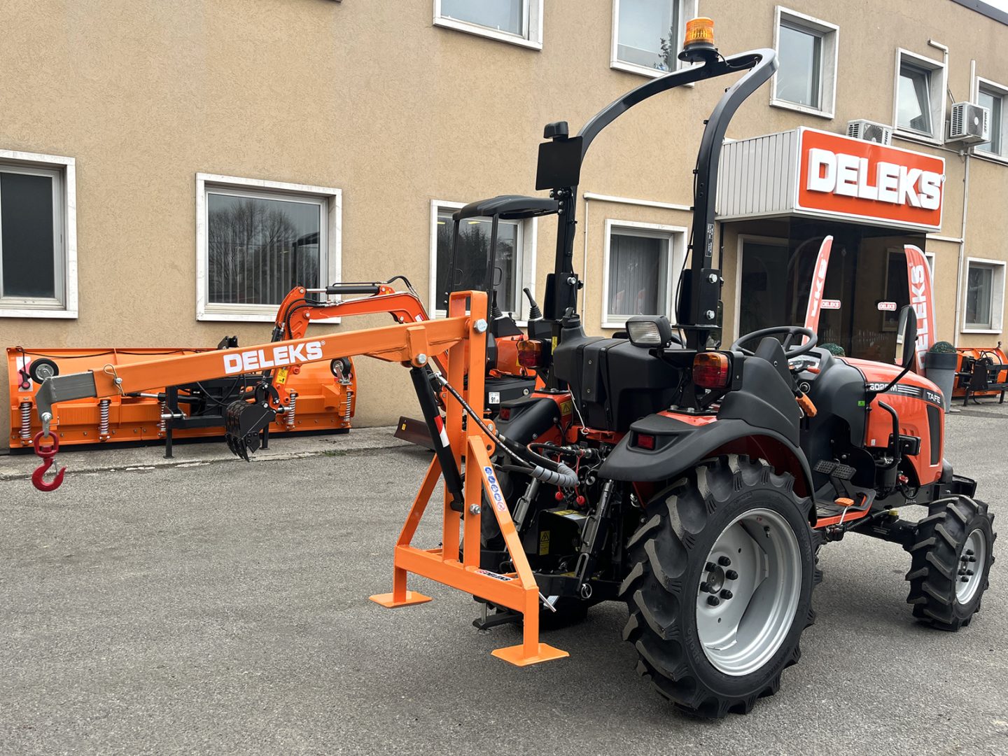 découvrez notre service de transport de micro tracteurs, idéal pour les particuliers et les professionnels. profitez d'une solution rapide et sécurisée pour déplacer vos équipements agricoles en toute simplicité.