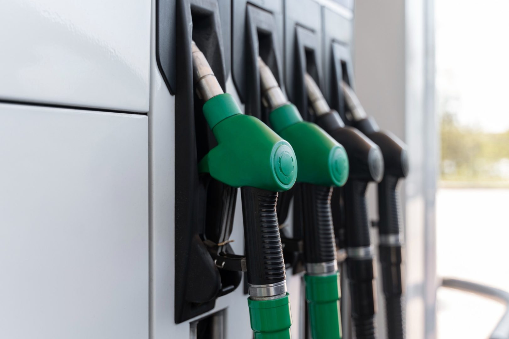 découvrez tout ce qu'il faut savoir sur la surcharge carburant : définitions, impacts sur votre budget, et conseils pour optimiser vos frais de transport. informez-vous sur les fluctuations des prix et apprenez à mieux gérer vos dépenses liées au carburant.