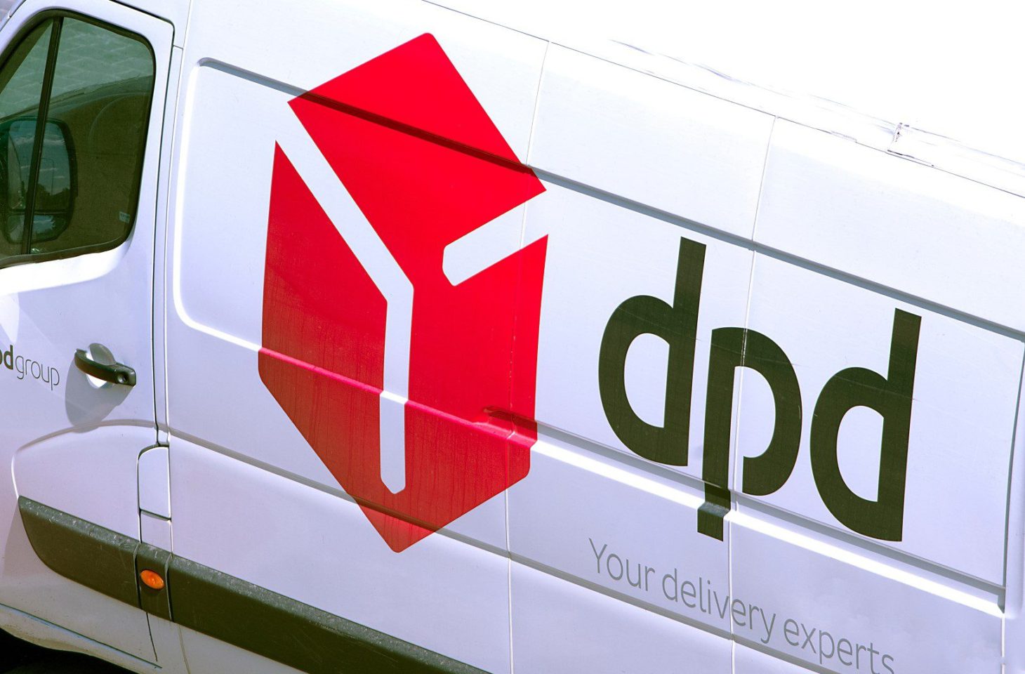 découvrez dpd, votre solution de transport fiable et rapide pour l'expédition de colis et la logistique. profitez d'un service de qualité et d'un suivi en temps réel de vos envois, adapté à tous vos besoins de livraison.