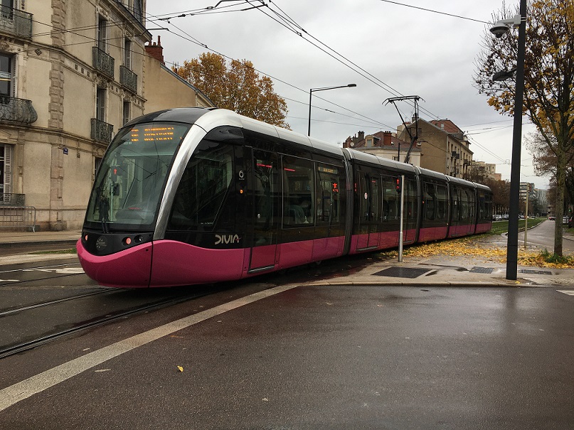 découvrez les options de transport entre marseille et dijon : trains, bus, covoiturage et autres solutions pour un voyage facile et rapide entre ces deux villes emblématiques.