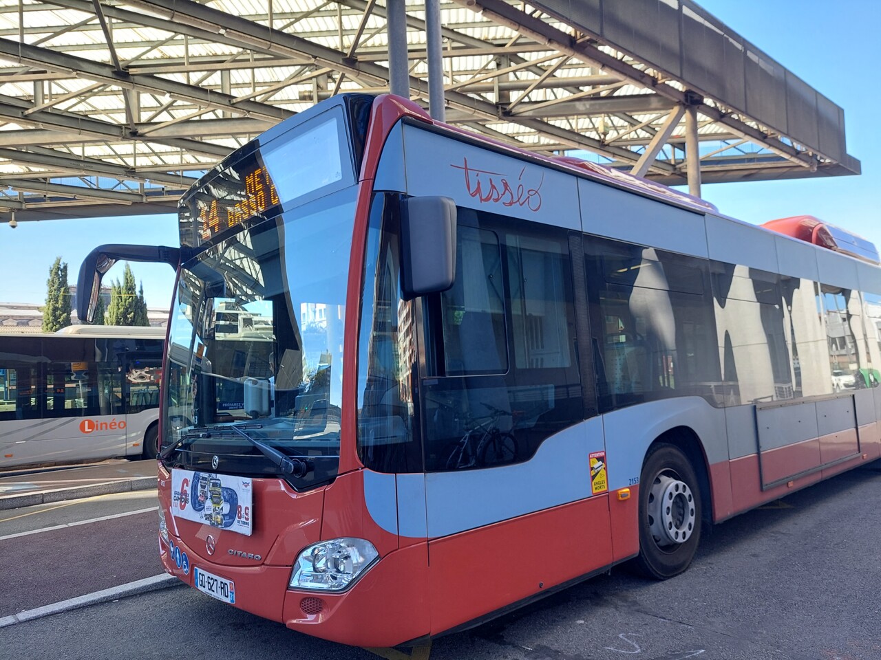 découvrez le transport idéal entre toulouse et brest : des options pratiques et confortables pour un voyage sans souci. que ce soit en train, en voiture ou en bus, trouvez la solution qui vous convient le mieux pour relier ces deux villes.