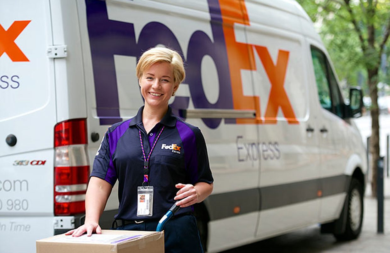 découvrez les services d'expédition fedex en france, offrant des solutions rapides et fiables pour l'envoi de vos colis, que ce soit pour des envois nationaux ou internationaux. profitez d'un suivi en temps réel et d'une assistance clientèle dédiée pour une expérience d'expédition sans souci.