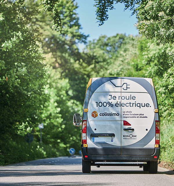 découvrez les services de transporteur colissimo, votre solution fiable pour l'envoi de colis en france et à l'international. profitez d'un suivi en temps réel, de délais de livraison rapides et d'une gamme d'options adaptées à vos besoins d'expédition.