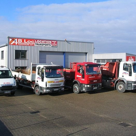 découvrez nos services de transport routier à châtillon-la-palud, alliant fiabilité et rapidité pour tous vos besoins en logistique. faites confiance à notre équipe expérimentée pour un service sur mesure.