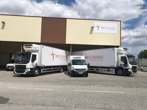 découvrez nos services de transport routier à jassans, adaptés à vos besoins logistiques. profitez d'une flotte moderne, de chauffeurs expérimentés et d'un service fiable pour garantir le bon acheminement de vos marchandises.