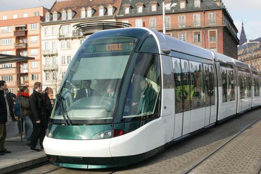 découvrez les principaux acteurs du transport, de la logistique aux entreprises de transport en commun, en passant par les innovations qui transforment ce secteur vital. analysez leur impact sur l'économie et l'environnement.