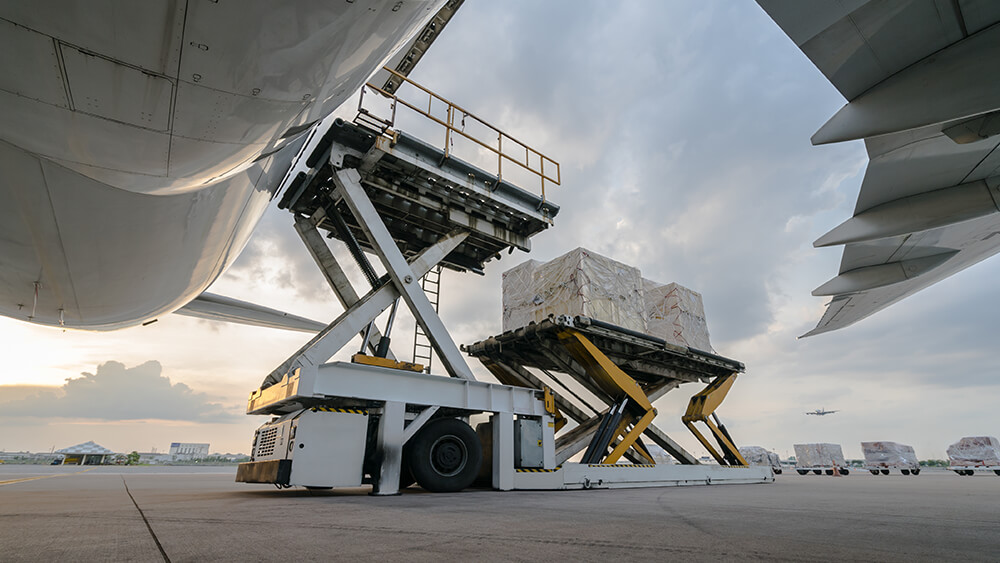 découvrez comment choisir le transport aérien idéal pour vos voyages. nos conseils pratiques vous aideront à prendre des décisions éclairées pour vos déplacements, en tenant compte des critères essentiels comme le coût, la durée et le confort.