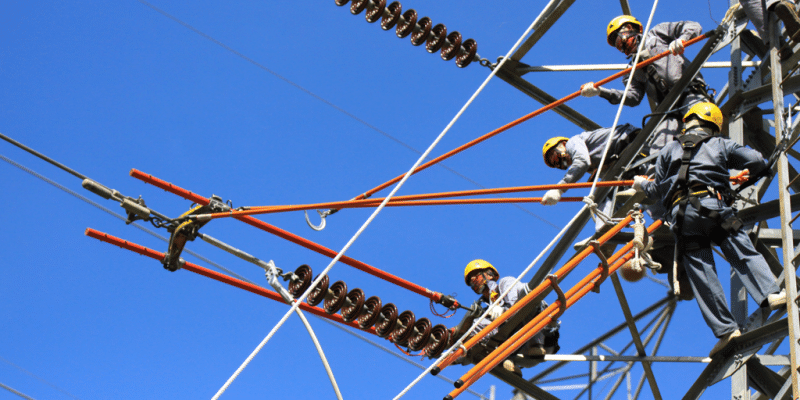 découvrez comment l'électricité transforme le secteur du transport, des véhicules électriques aux solutions d'énergie durable. explorez les innovations et les technologies qui façonnent un avenir plus vert et efficient pour nos modes de déplacement.