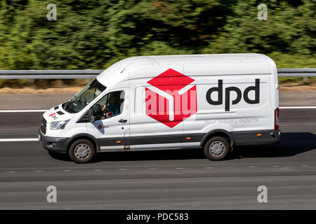 envoyez vos colis facilement avec dpd. profitez d'un service de livraison rapide et fiable, adapté à vos besoins. suivez vos envois en temps réel et assurez-vous que vos précieux paquets arrivent à destination en toute sécurité.