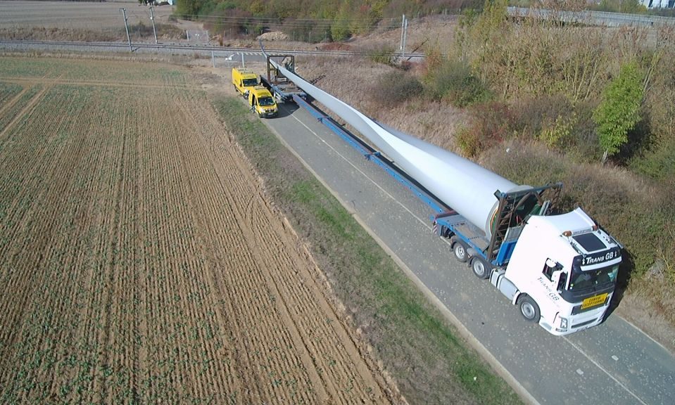 obtenez une estimation rapide et précise pour l'enlèvement et le transport de vos biens. nos services professionnels garantissent une prise en charge efficace et en toute sécurité, adaptée à vos besoins.