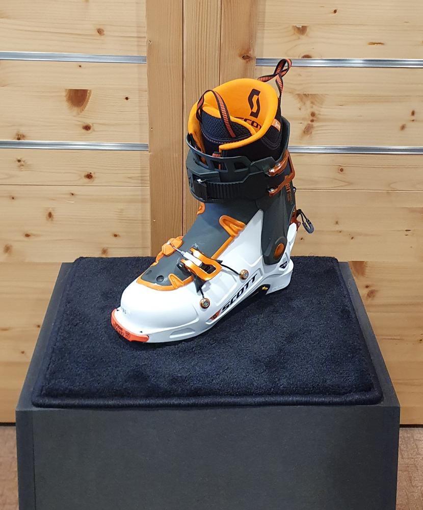 découvrez notre service d'expédition rapide pour vos chaussures de ski. profitez d'une livraison fiable et sécurisée, afin de vous préparer pour vos aventures sur les pistes sans attendre. commandez dès maintenant et soyez prêt pour la saison de ski!