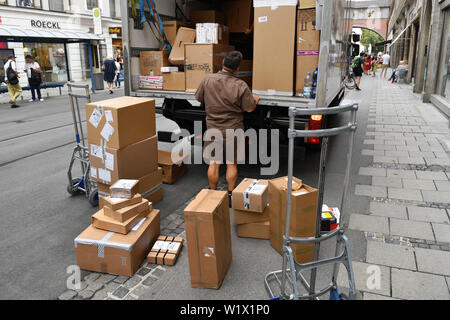 découvrez les services d'expédition ups, offrant des solutions rapides et fiables pour vos envois nationaux et internationaux. profitez d'une logistique optimisée et d'un suivi en temps réel pour vos colis.