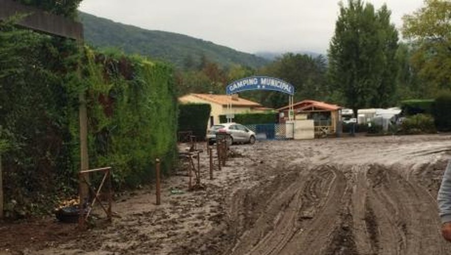 découvrez lamalou, charmante commune du languedoc, connue pour ses paysages pittoresques, ses thermes réputés et son ambiance conviviale. idéale pour les amoureux de la nature et les adeptes de détente, lamalou vous invite à explorer ses sentiers, sa culture et son patrimoine riche.