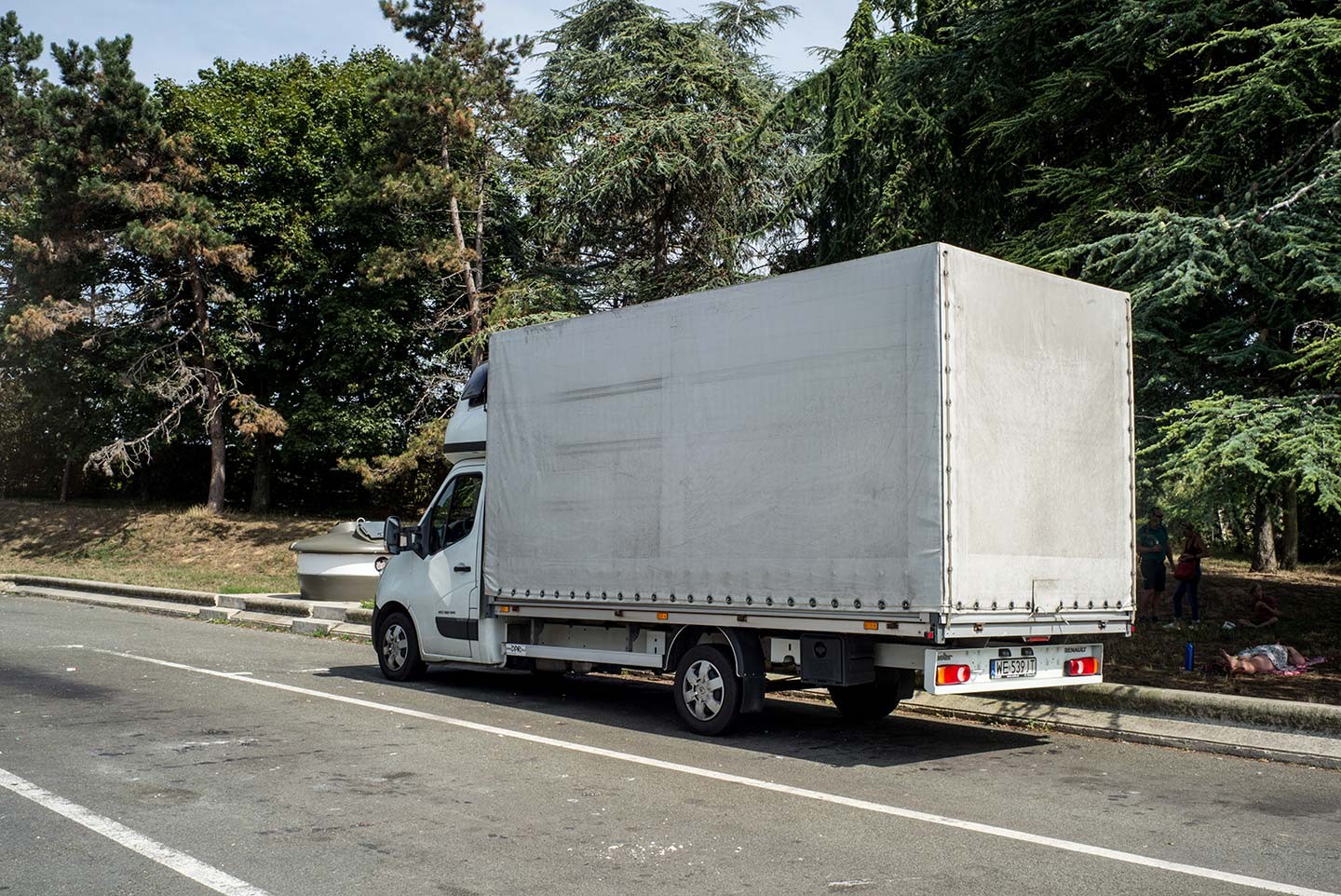 découvrez les limites du transport routier : impacts environnementaux, contraintes réglementaires et défis logistiques. informez-vous sur les solutions durables et les innovations qui façonnent l'avenir du transport sur route.