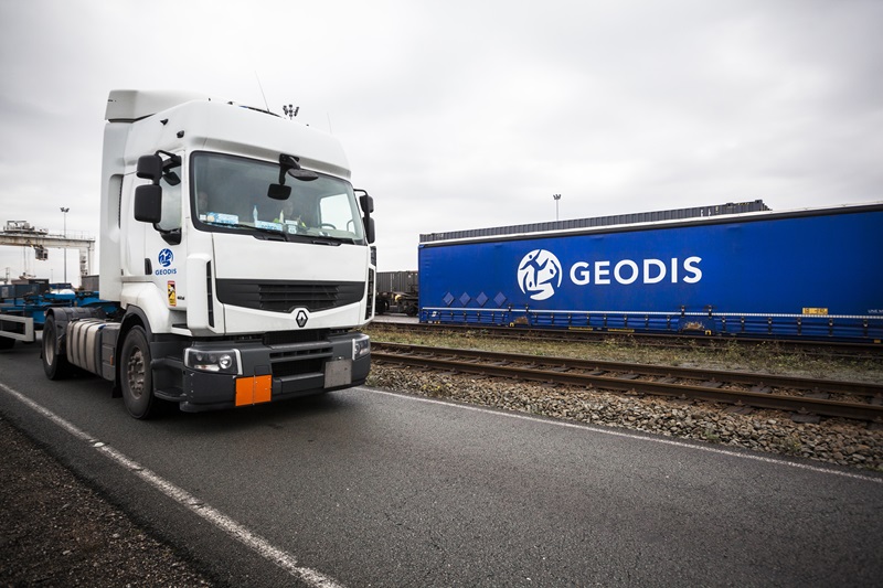 découvrez le service de livraison geodis, votre partenaire de confiance pour des solutions logistiques rapides et efficaces. profitez d'un suivi en temps réel et d'une expertise adaptée à vos besoins professionnels et personnels.