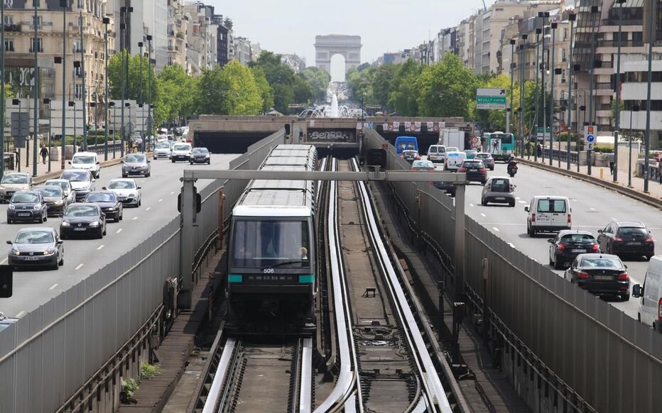 découvrez les prix des transports de voiture en france. comparez les tarifs, les services disponibles et choisissez la meilleure option pour déplacer votre véhicule en toute sécurité et à moindre coût.