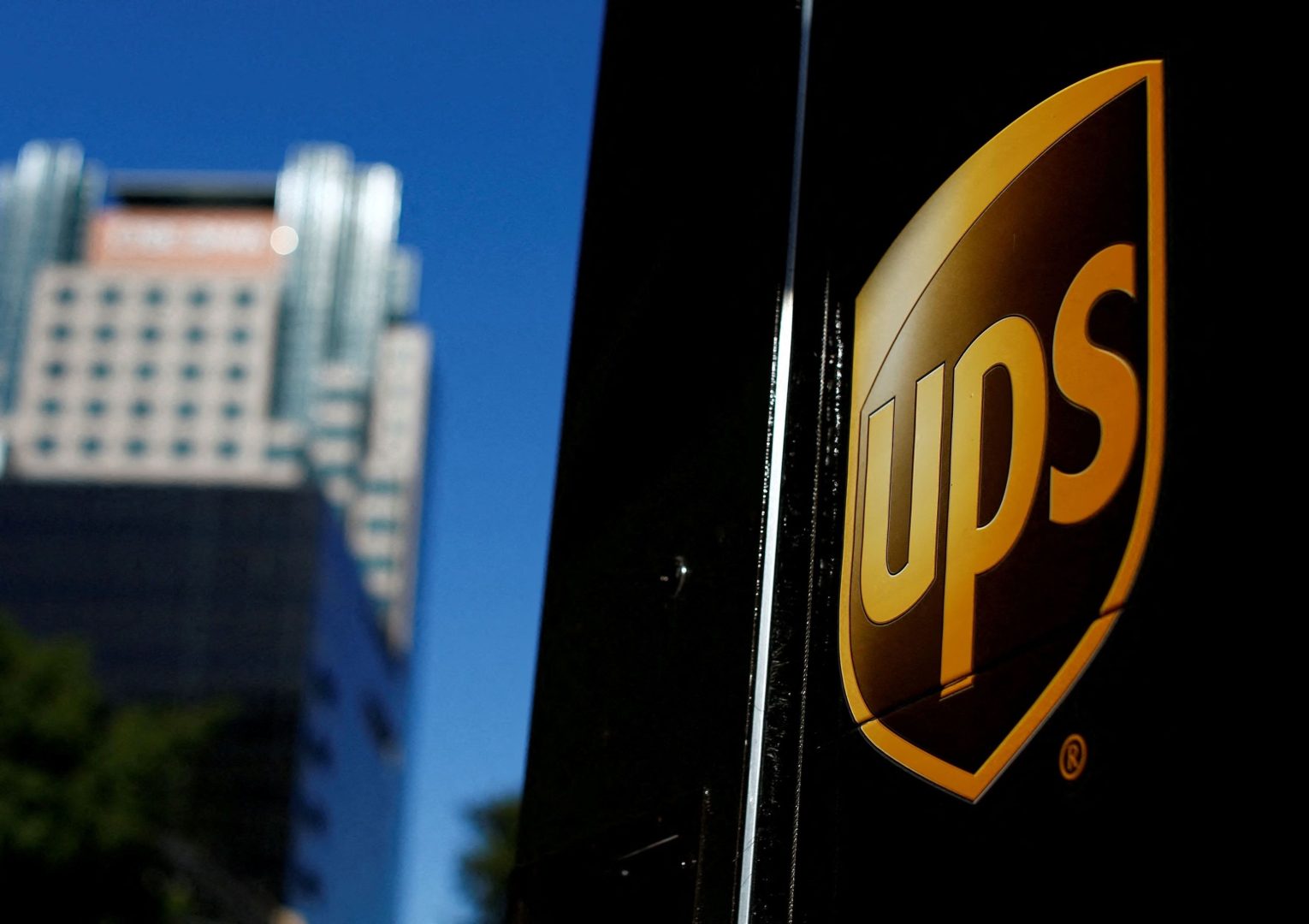 découvrez les tarifs ups express pour 2024 et profitez d'expéditions rapides et fiables. comparez nos offres pour choisir la solution qui correspond le mieux à vos besoins d'expédition. obtenez des informations détaillées sur les prix et les services disponibles.